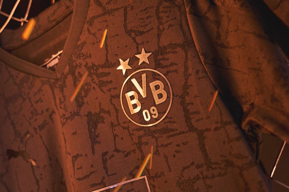 Borussia Dortmund, Türkiye ve Suriye'deki depremzedeler için özel forma satışa çıkardı