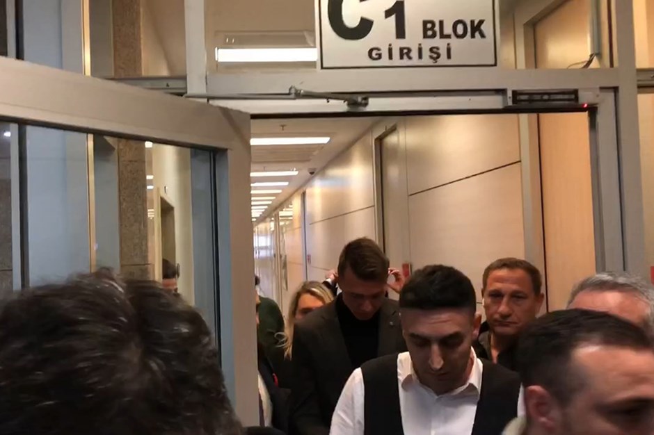 Seçil Erzan davasında futbolcular hakim karşısında: Muslera ve Emre Belözoğlu ifade verdi