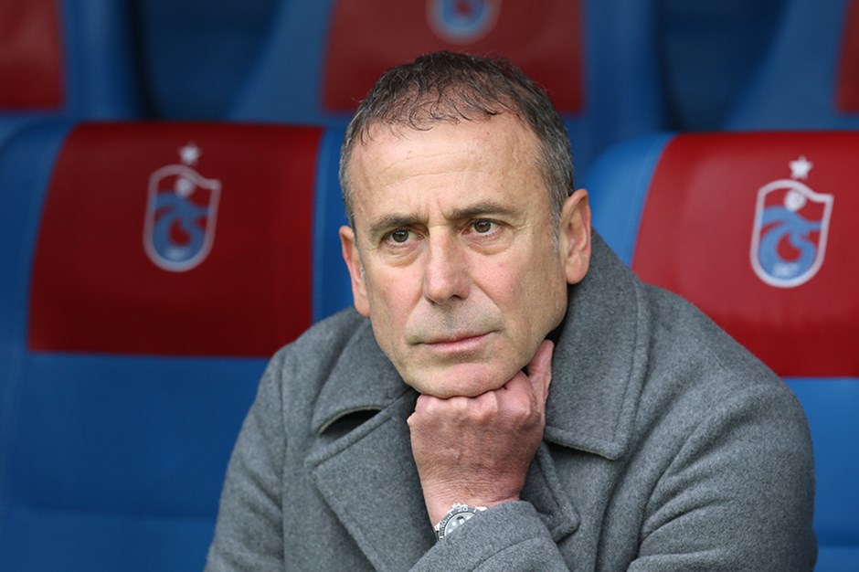 Trabzonspor teknik direktörü Abdullah Avcı'dan protestolara yanıt: "Camiaya asla zarar vermem"