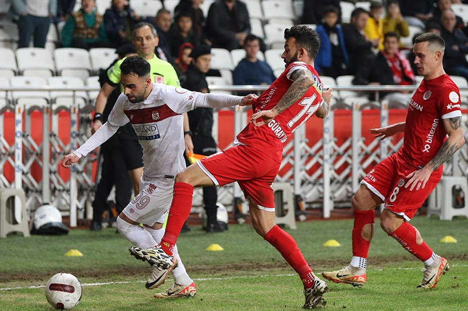Antalyaspor'da Sergen Yalçın farkı 