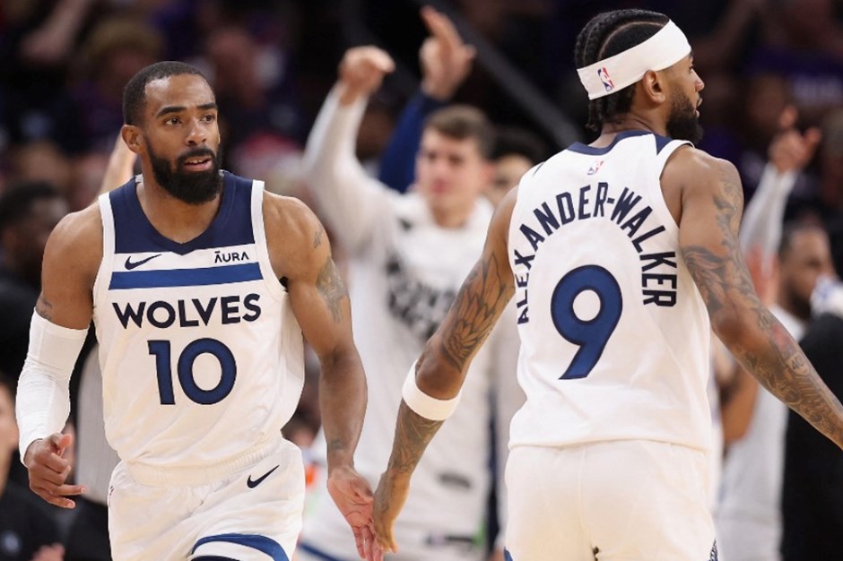 Suns'ı deviren Timberwolves, konferans yarı finalinde