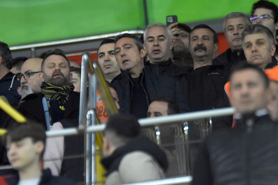 Ali Koç ile Olympiacos yetkilileri arasında gerginlik
