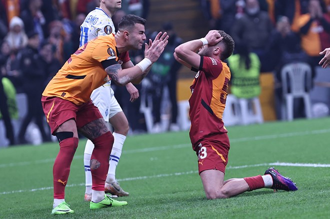 Galatasaray'da imzalar atıldı, forma giyildi ancak açıklama yok: İşte sebebi... - 4. Foto