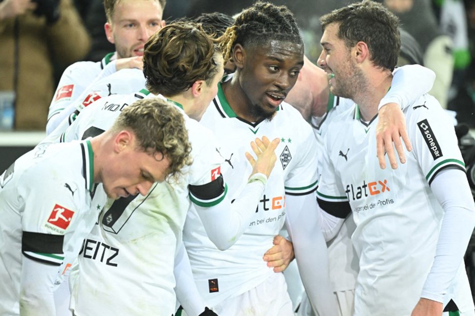 5 maçın hıncını 90 dakikada çıkardılar: Borussia Mönchengladbach farka koştu
