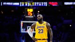 LeBron James'in rekor gecesinde Lakers farklı kaybetti