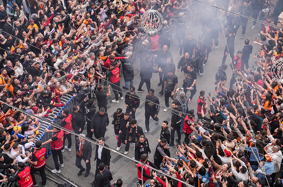 Galatasaray'da 25. şampiyonluk coşkuyla kutlandı  - 6. Foto