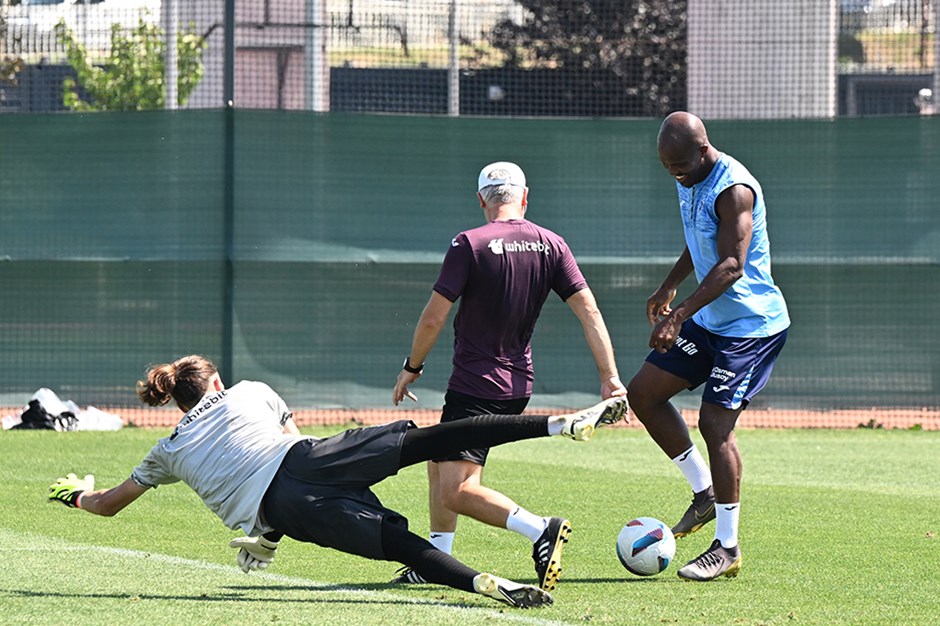 Trabzonspor'dan Nwakaeme açıklaması: "Kas yaralanması tespit edildi"