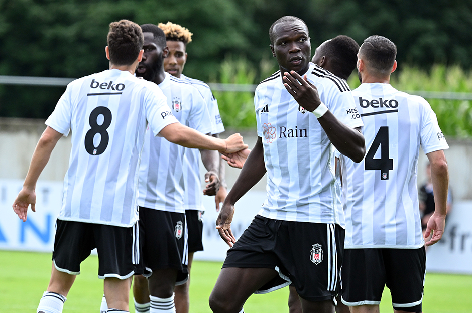 Beşiktaş, Arnavutluk Temsilcisi Tirana ile UEFA Avrupa Konferans Ligi’nde karşılaşacak Beşiktaş, Arnavutluk Temsilcisi Tirana ile UEFA Avrupa Konferans Ligi’nde karşılaşacak