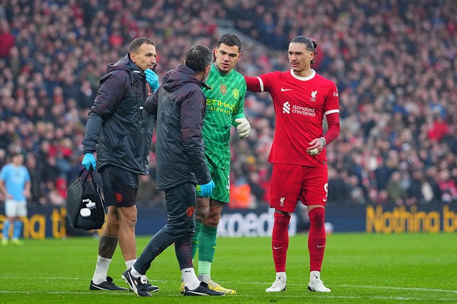 Manchester City'de Ederson şoku: 3-4 hafta yok