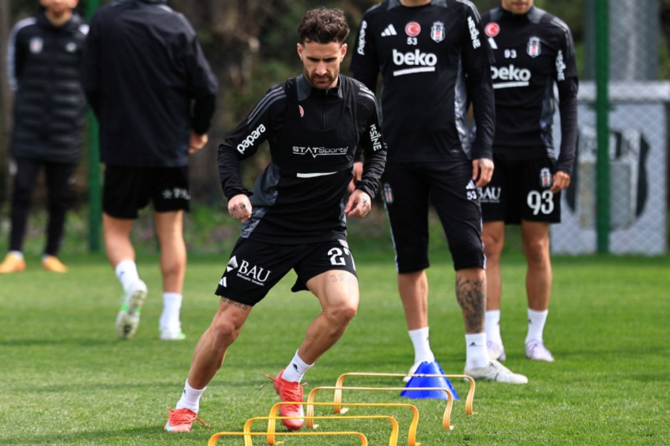 Beşiktaş'ta derbi mesaisi sürüyor