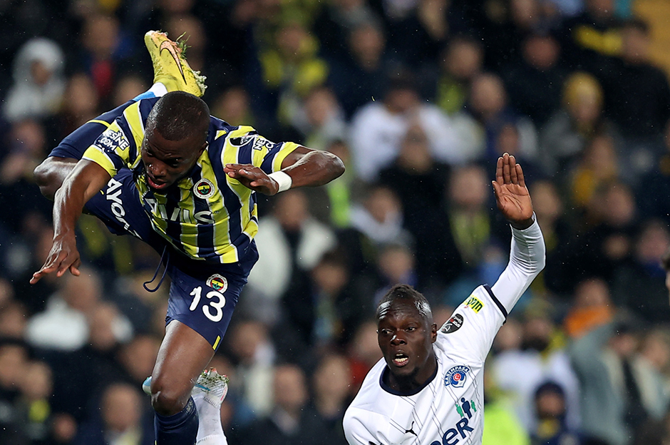 Jesus müdahale etti; penaltı atıcısı değişti - 4. Foto