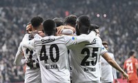 Beşiktaş'ın ilk 11'i belli oldu: Saiss kararı!