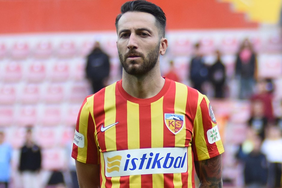 Kayserispor'dan Bertolacci açıklaması: "Raydan çıkan takımı yoluna koymaya çalışıyoruz"