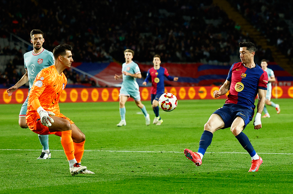 Atletico Madrid - Barcelona (Canlı anlatım)