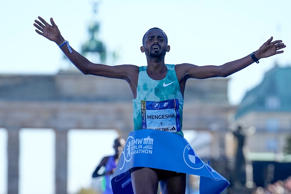 Berlin Maratonu'nda kazanan Milkesa Mengesha