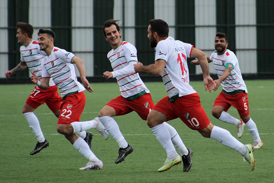 TFF 3. Lig | Karşıyaka rakiplerinin takıldığı haftada kazandı
