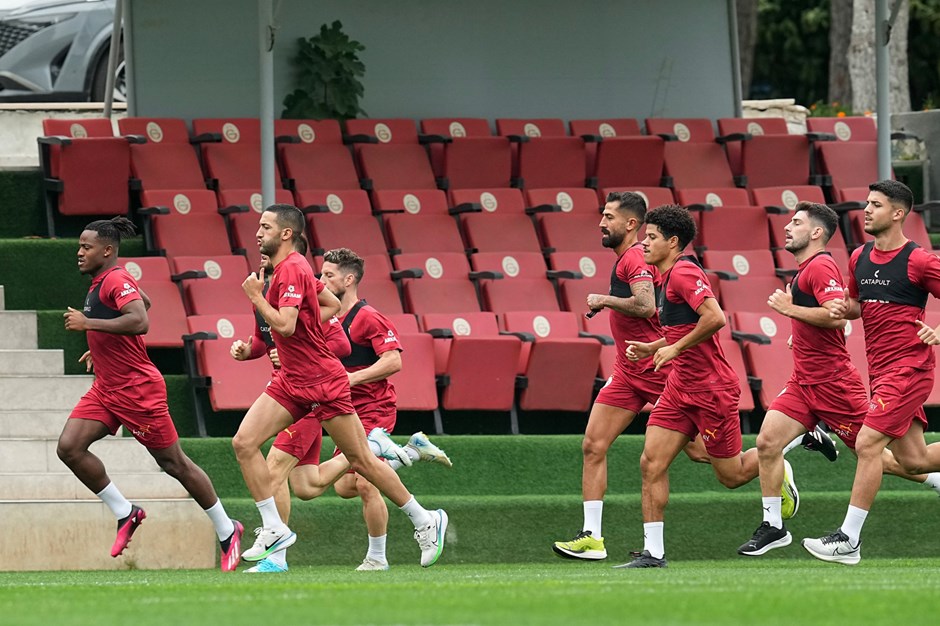 Galatasaray'da Antalyaspor maçı hazırlıkları sürdü