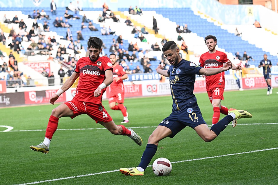 Kasımpaşa - Gaziantep FK maçında gol yağmuru