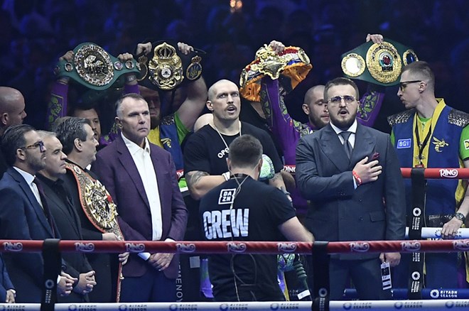 Oleksandr Usyk - Tyson Fury: 190 milyon dolarlık dev rövanşın galibi belli oldu  - 9. Foto