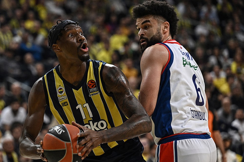 Fenerbahçe'nin zafer gecesi: 3'te 3  - 3. Foto