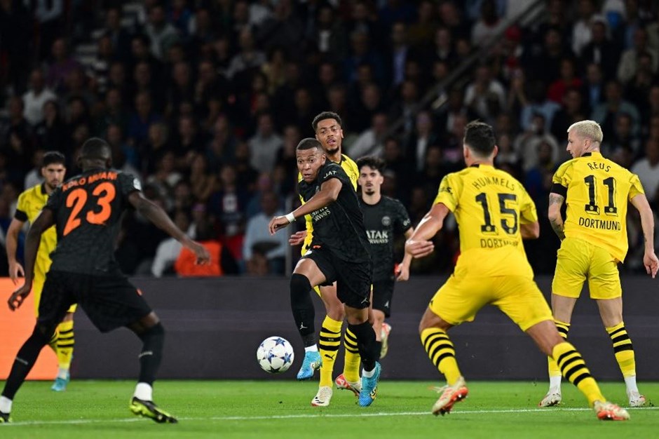 Dortmund - PSG maçı hangi kanalda, saat kaçta? Şampiyonlar Ligi yarı finali Dortmund - PSG maçı ne zaman, şifresiz mi? (İlk 11'ler)