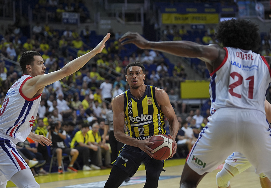 Fenerbahçe Beko, Bahçeşehir Koleji'ni rahat yendi