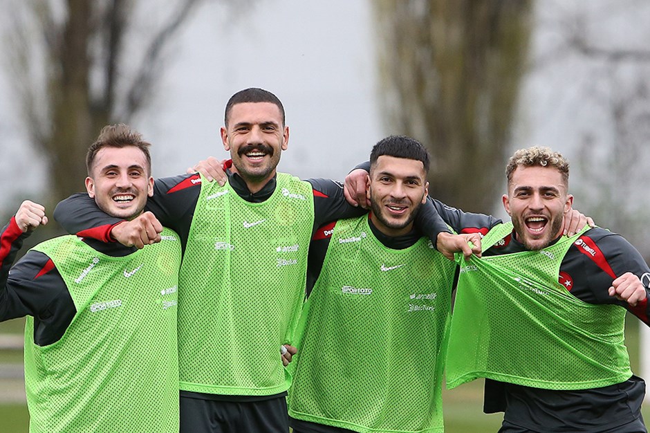 A Milli Futbol Takımı, Avusturya maçının hazırlıklarına başladı 