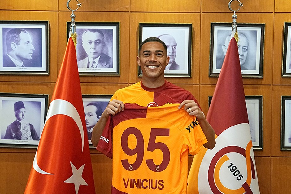 Carlos Vinicius'tan imza sonrası ilk açıklama