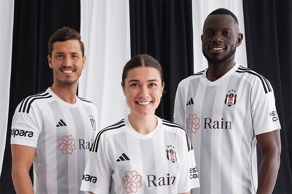 Beşiktaş'ın 2023-2024 Sezonu Formaları Belli Oldu- Son Dakika Spor ...