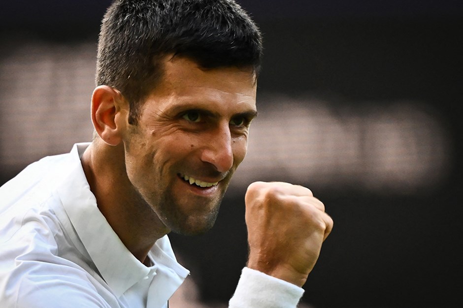 Novak Djokovic ve Iga Swiatek zorlanmadan turladı