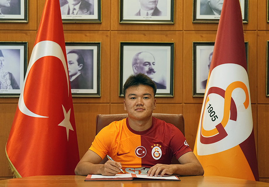 NTV Spor: Galatasaray, Beknaz Almazbekov'u açıkladı