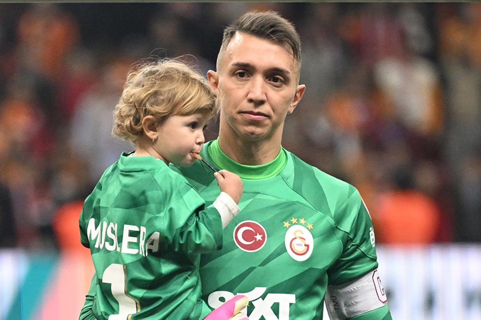 Fernando Muslera ile devam edilecek mi? Okan Buruk açıkladı