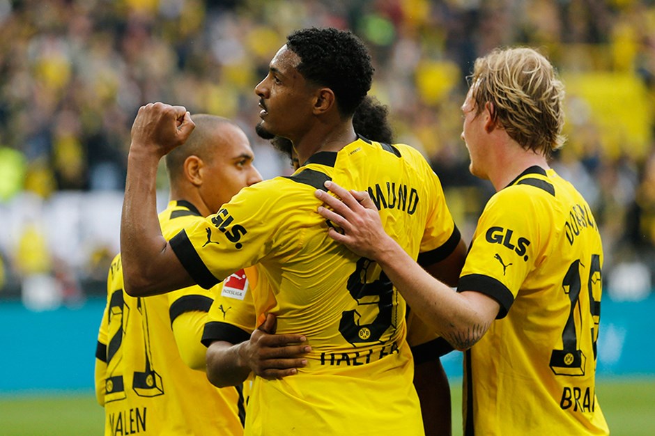 Bundesliga'da Borussia Dortmund, Wolfsburg'a yarım düzine gol yağdırdı