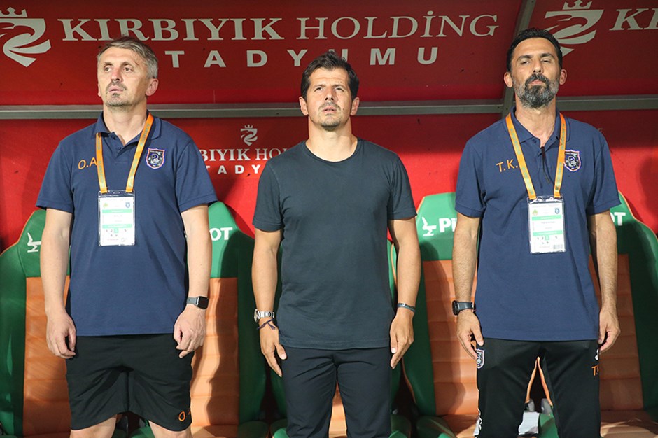 Emre Belözoğlu: "Oyuncularım doğaçlama oynadıklarında rakip cezalandırdı"