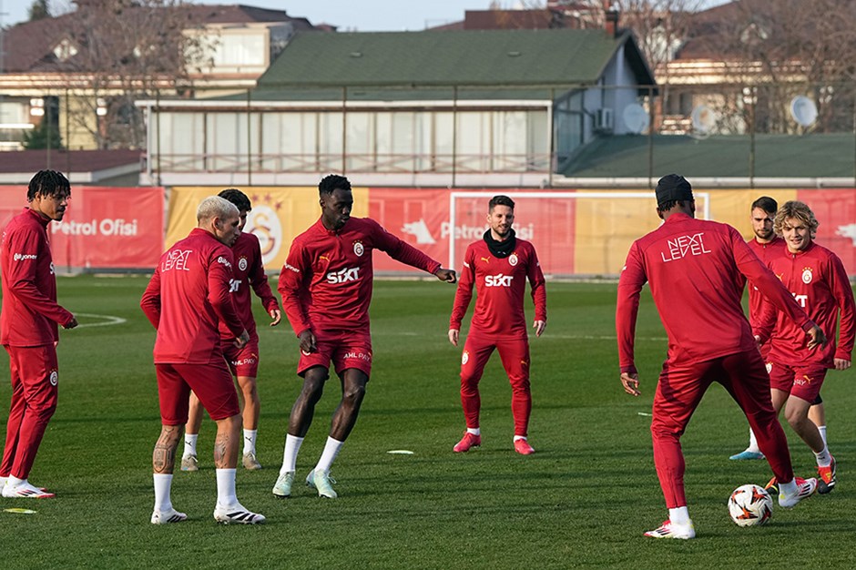 Galatasaray, Ajax maçının taktiğini çalıştı