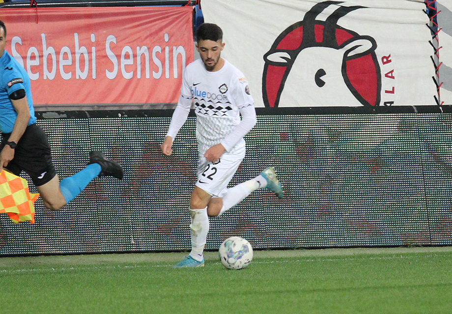 Onur Efe in action