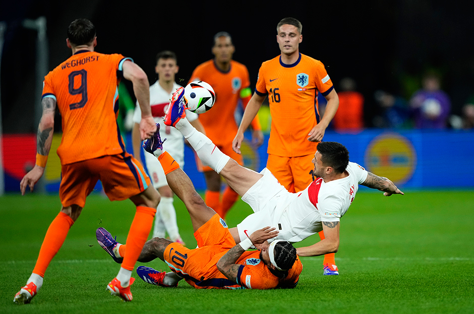 Okay Yokuşlu transferini doğruladılar: "Finansal olarak uygunsa..."  - 6. Foto