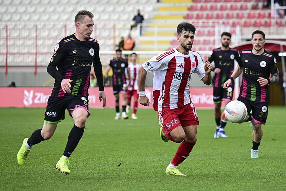 5 gollü maçta Ümraniyespor'a turu Bardhi getirdi