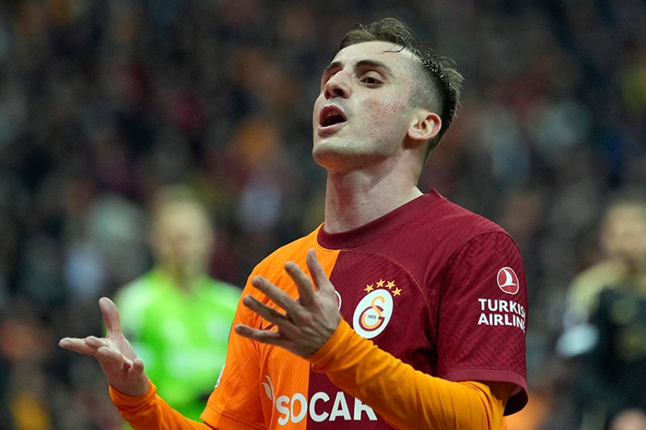 Kerem Aktürkoğlu, Galatasaray'a veda etti