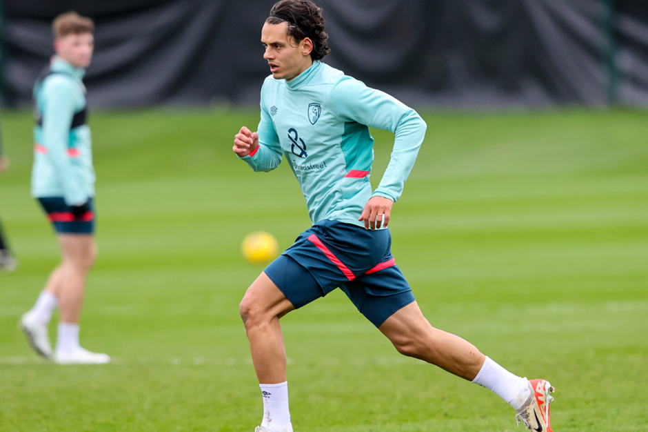 Newcastle United - Bournemouth maçı ne zaman, saat kaçta ve hangi kanalda? Premier Lig’de gözler Enes Ünal’a çevrildi