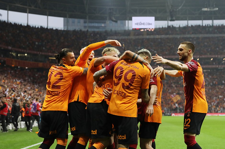 Galatasaray'dan 15 milyon euroluk anlaşma