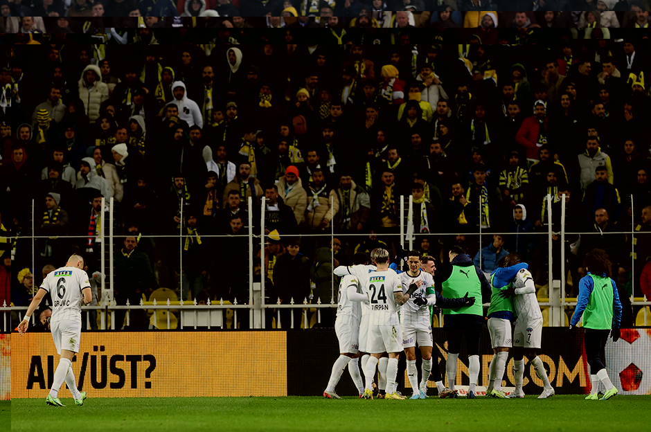 Jesus müdahale etti; penaltı atıcısı değişti - 8. Foto