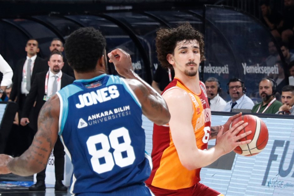 Türkiye Sigorta Basketbol Süper Ligi | Galatasaray Nef evinde kazandı, seriyi uzattı