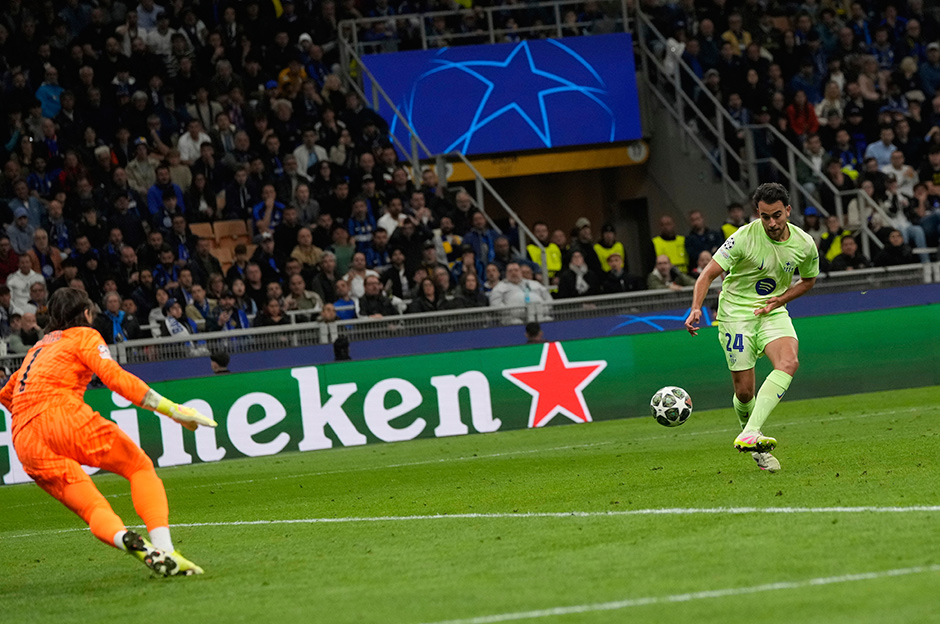 Tarihi Inter - Barcelona maçının kahramanı Yann Sommer'in ilginç transfer detayı  - 8. Foto