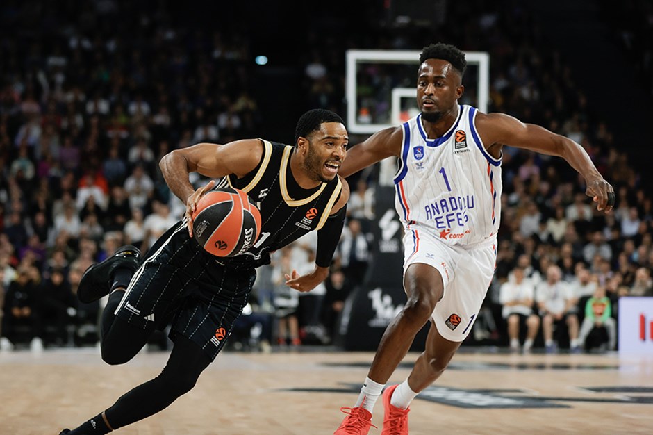 Anadolu Efes, Lyon'a farklı yenildi