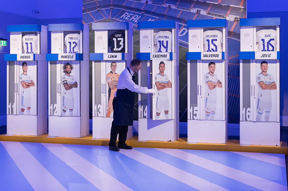 Real Madrid'den ilginç girişim: Futbolcuların dolapları satışa çıkarıldı  - 7. Foto