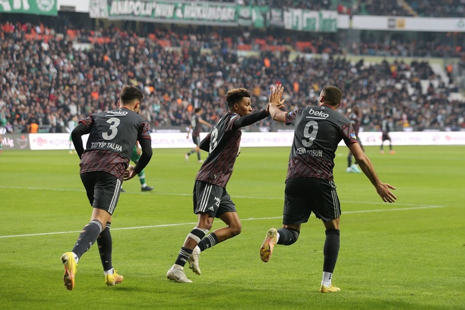 Beşiktaş 3 puanı son saniyede aldı!