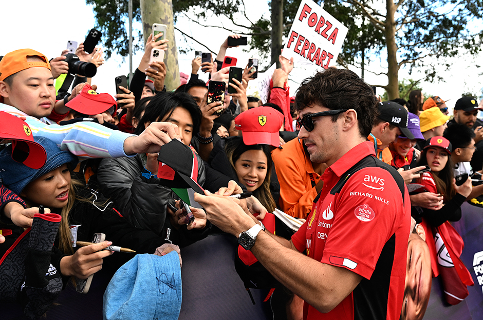 Hayranları F1 pilotunu çıldırttı! Adresi ifşa olunca...  - 7. Foto