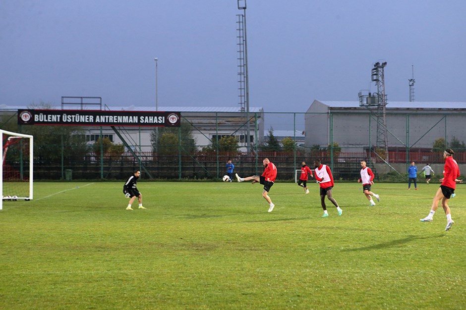 Çorum FK, lider Eyüpspor'dan 3 puan almak istiyor