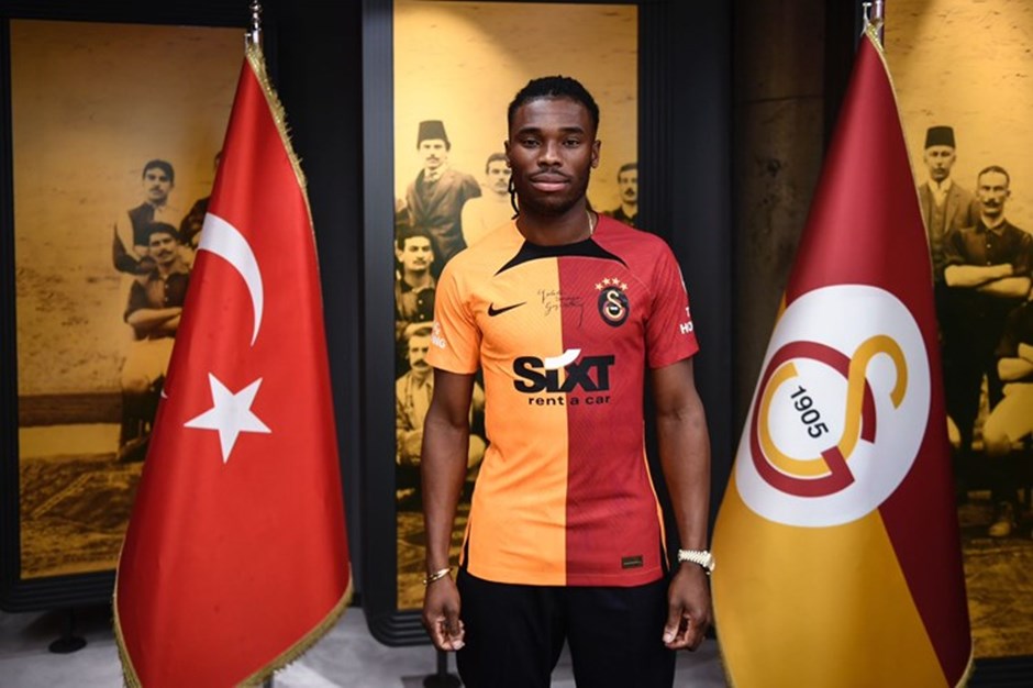 Galatasaray, Sam Adekugbe'yi kiraladı